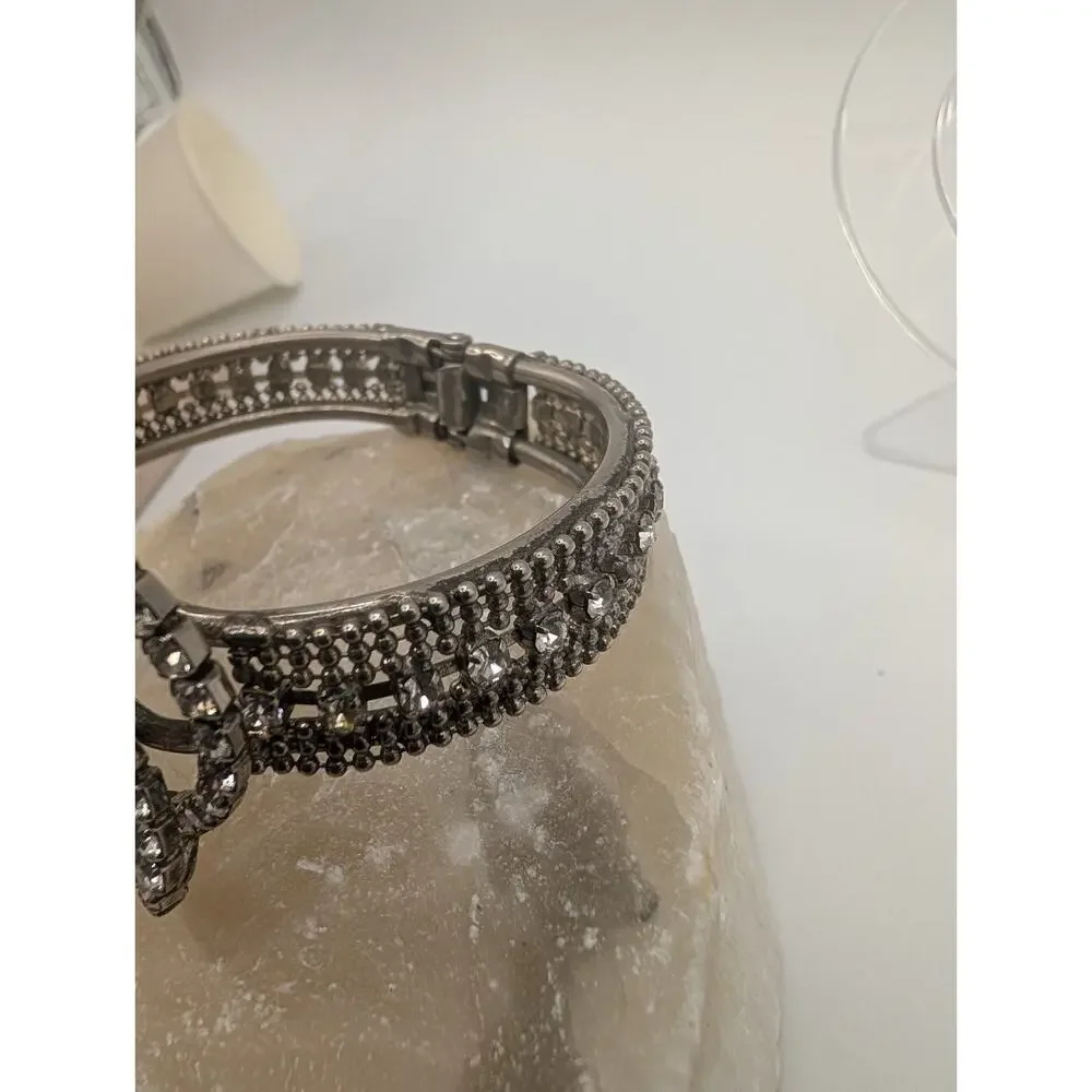 Ornate Silver Tone Crystal Rhinestone Bangle Bracelet Fashion Jewelry